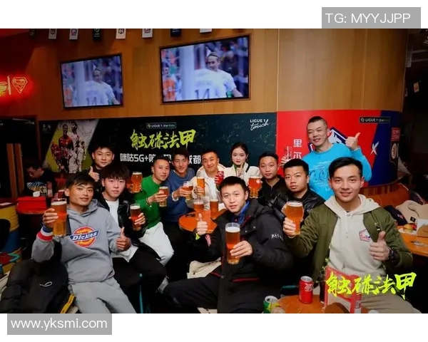 法甲赛事周边产品热销探索球迷文化与市场潜力